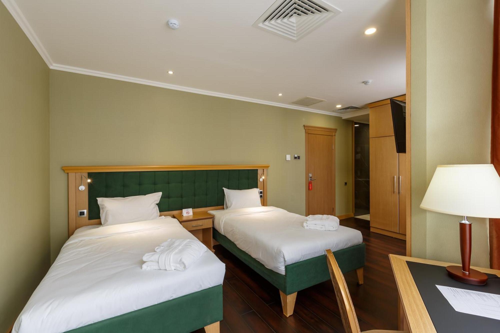 Shera Park Boutique Hotel Almaty Exterior foto