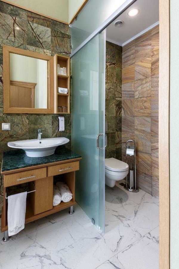 Shera Park Boutique Hotel Almaty Exterior foto