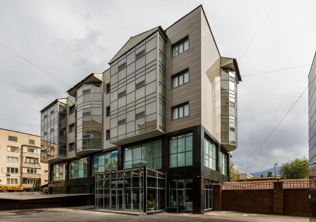 Shera Park Boutique Hotel Almaty Exterior foto